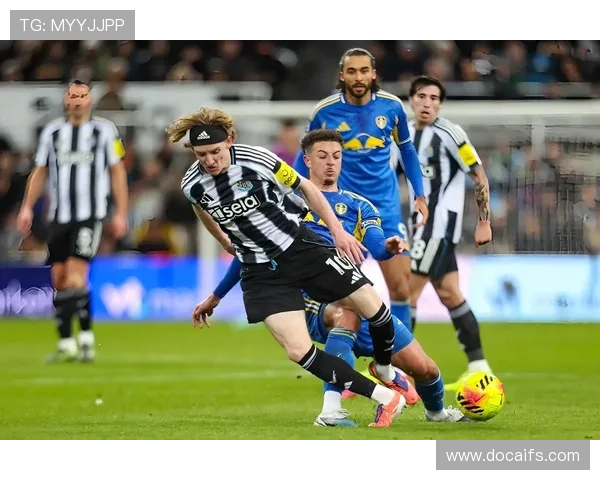 切尔西再领一红追平英超纪录